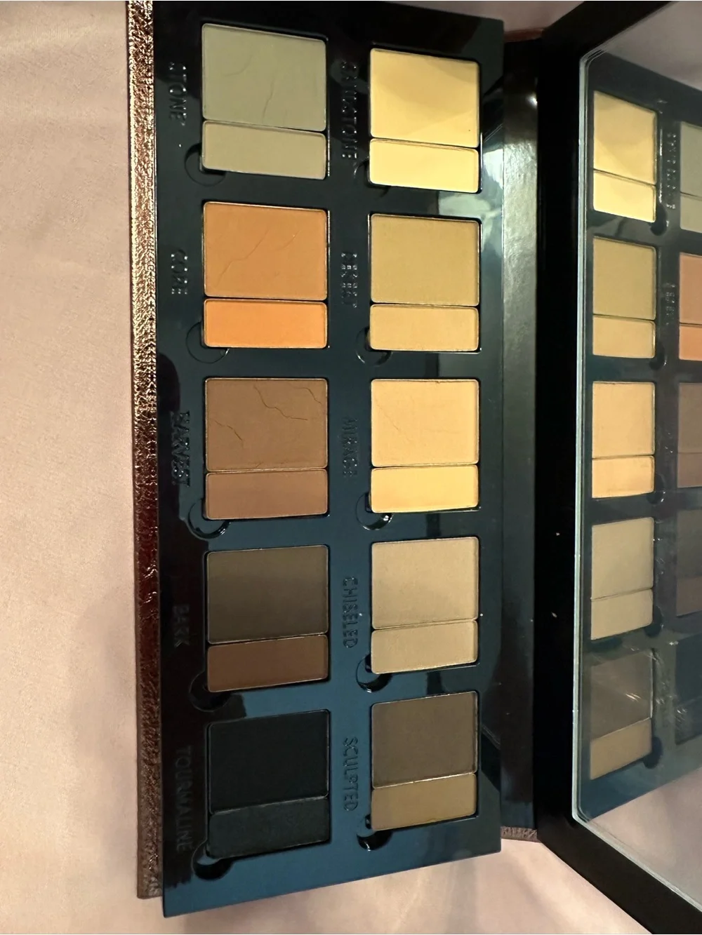 Danessa Myricks Beauty Groundwork Defining Neutrals Palette - Metallic Brown